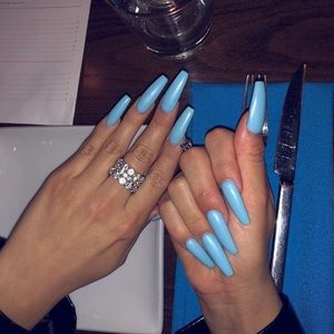 “Beverly Hills” DIAMOND BAND